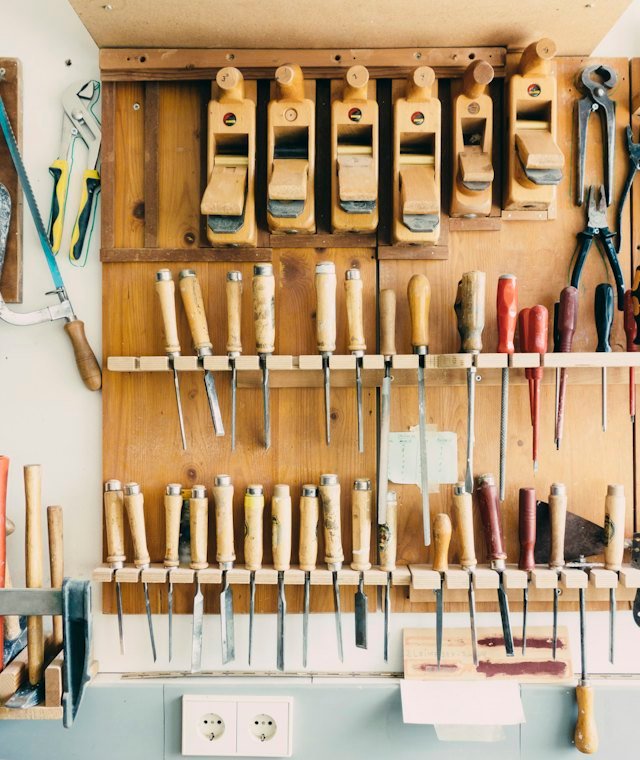 Machine tools & hardware business using Saarthi billing and inventory software