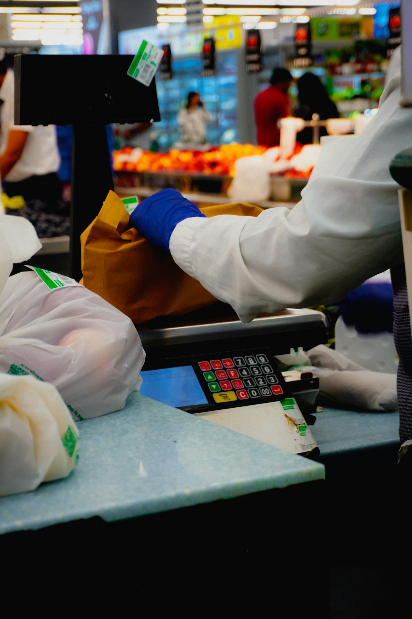 Grocery & Supermarkets: Counters keep moving
